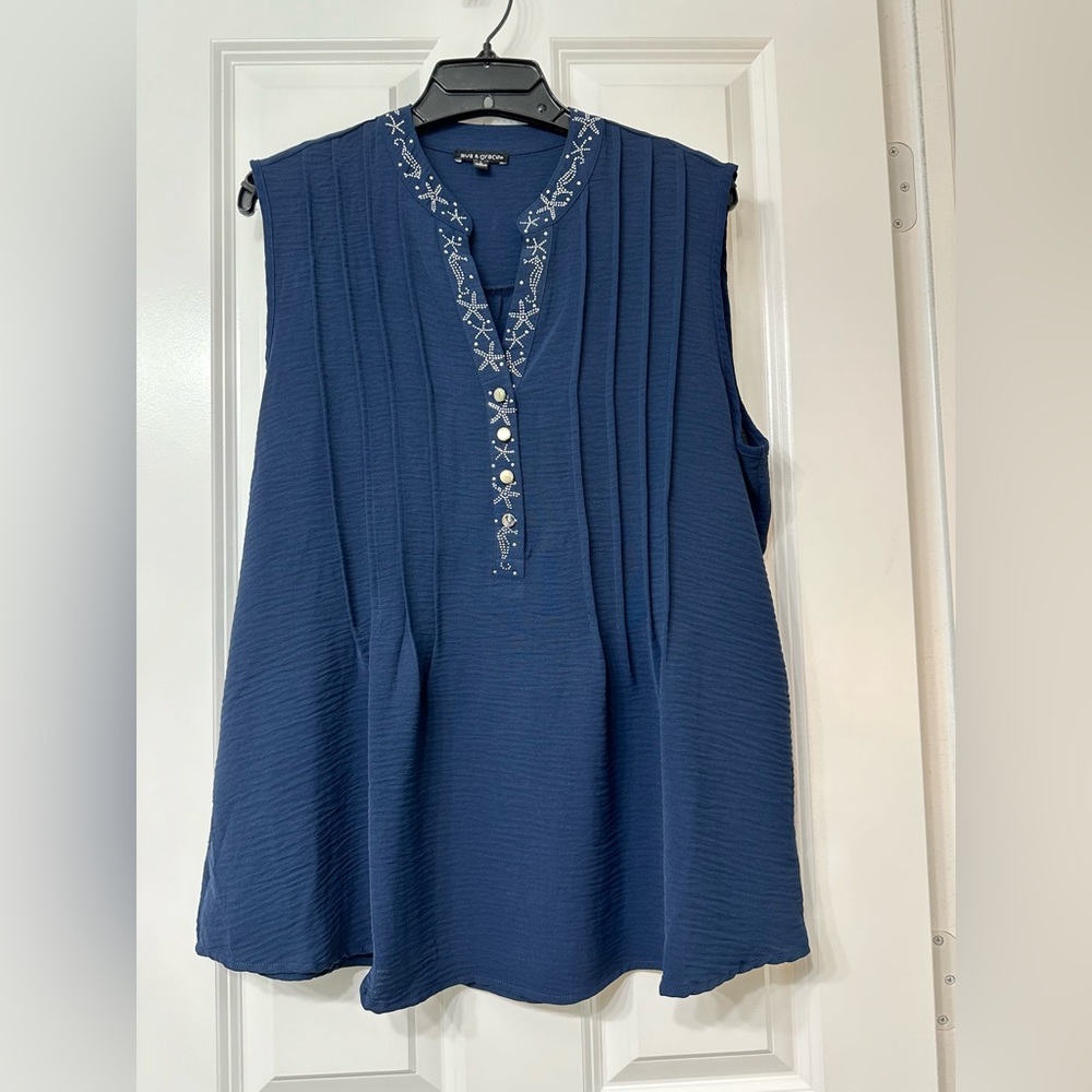 NWOT Ava Grace Large Sleeveless Navy Blue Dressy Blouse